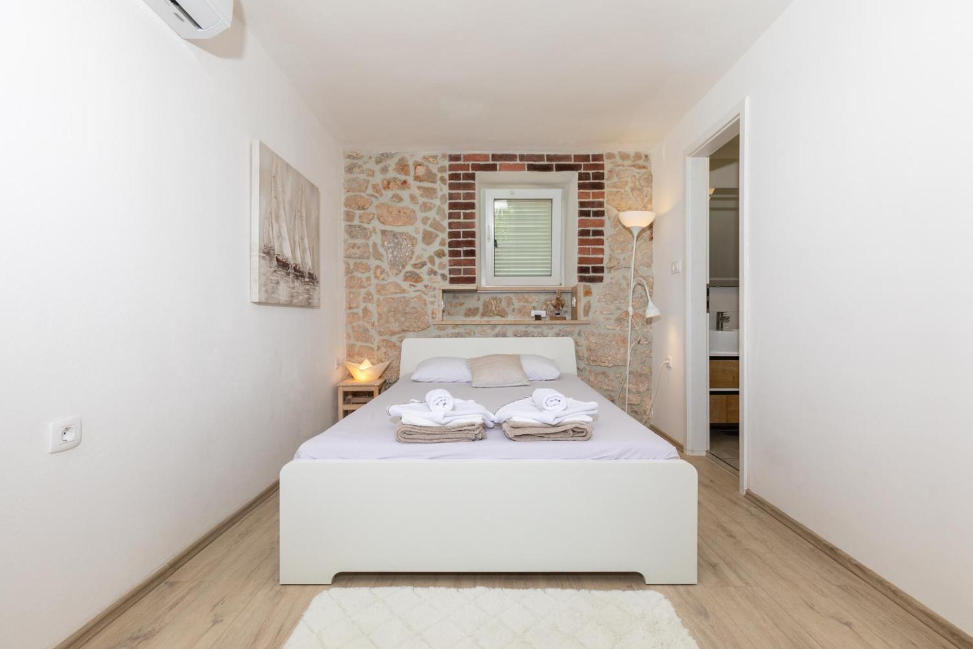Guest House Otto Punat Ngoại thất bức ảnh