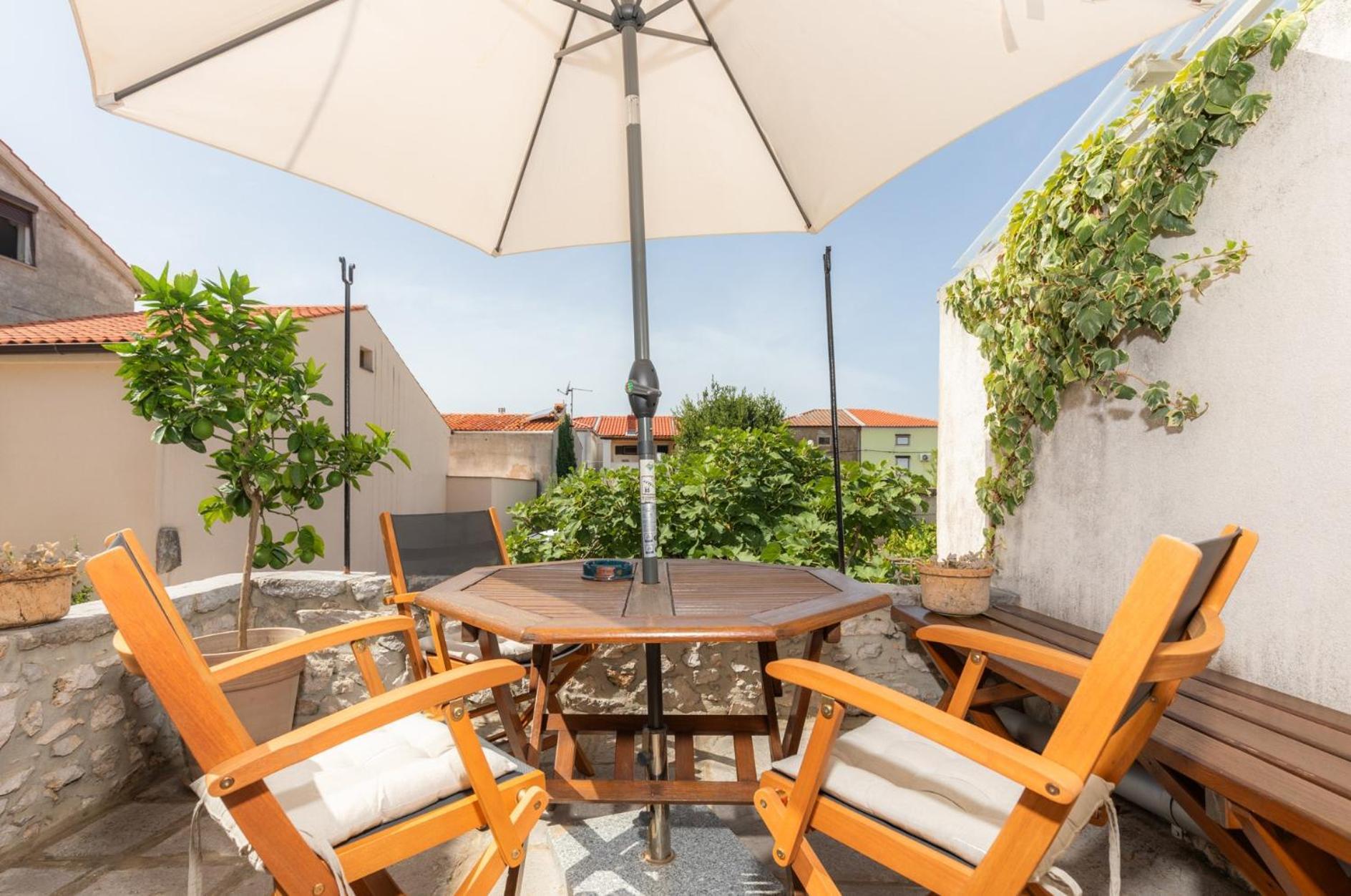 Guest House Otto Punat Ngoại thất bức ảnh